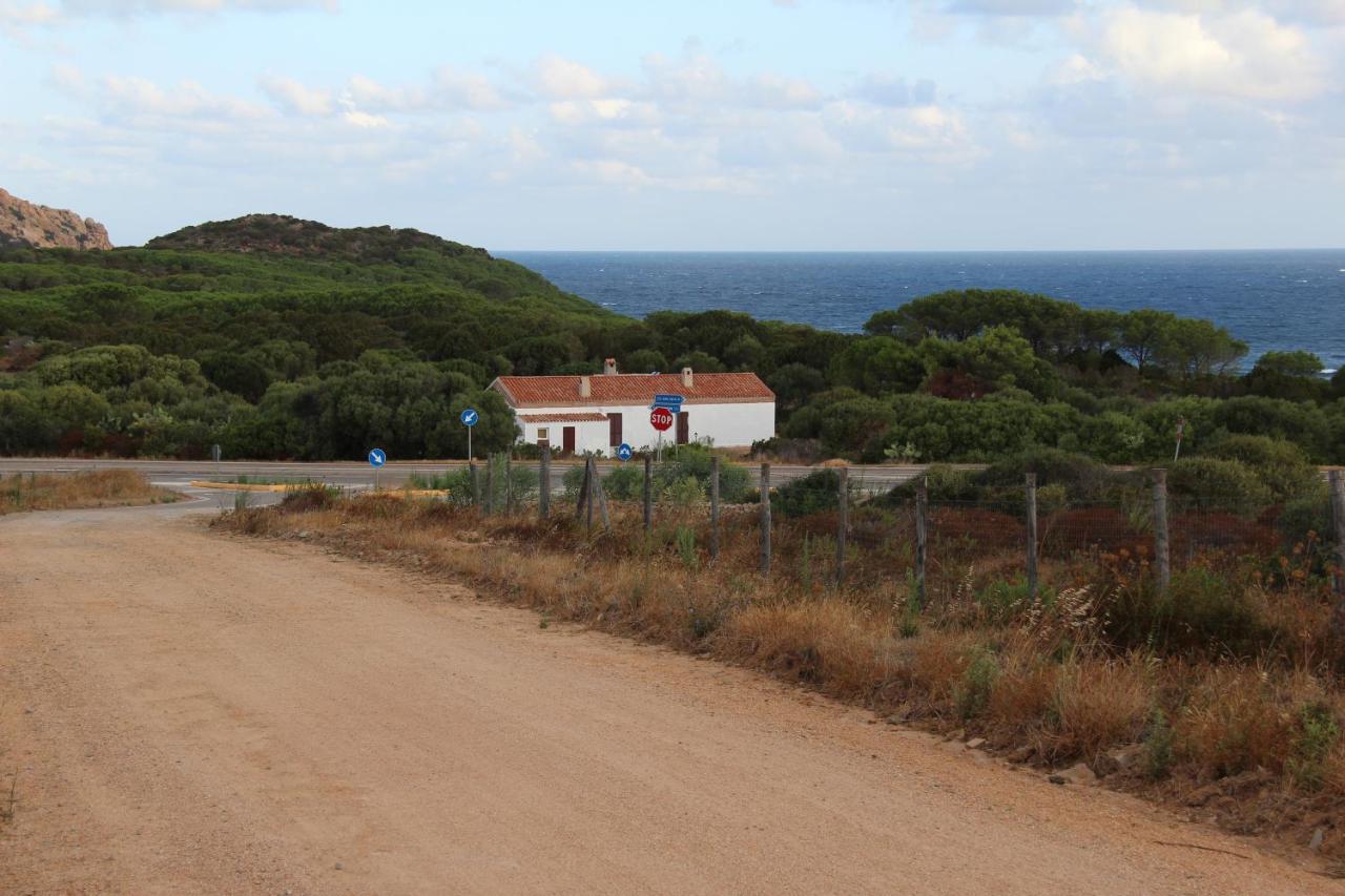 Monti Russu Natural Guest House Aglientu Exterior photo